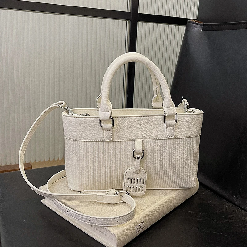 Lüks Kadınlar İçin Üst Düzey D - Luxury Lifestyle Handbags incelemesi ve fiyatı
